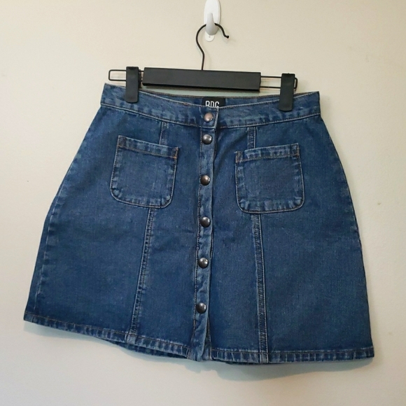BDG Dresses & Skirts - BDG denim skirt button front Size Small